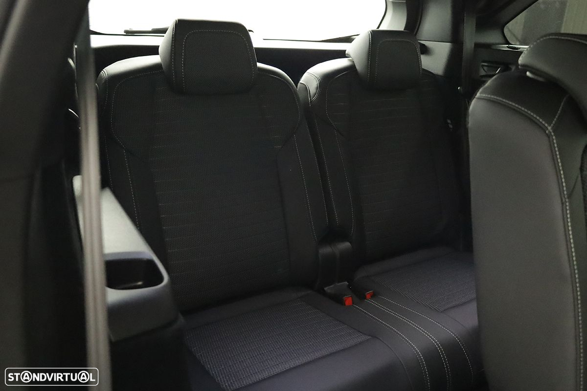 Peugeot 5008 1.2 Hybrid GT e-DCS6 - 19