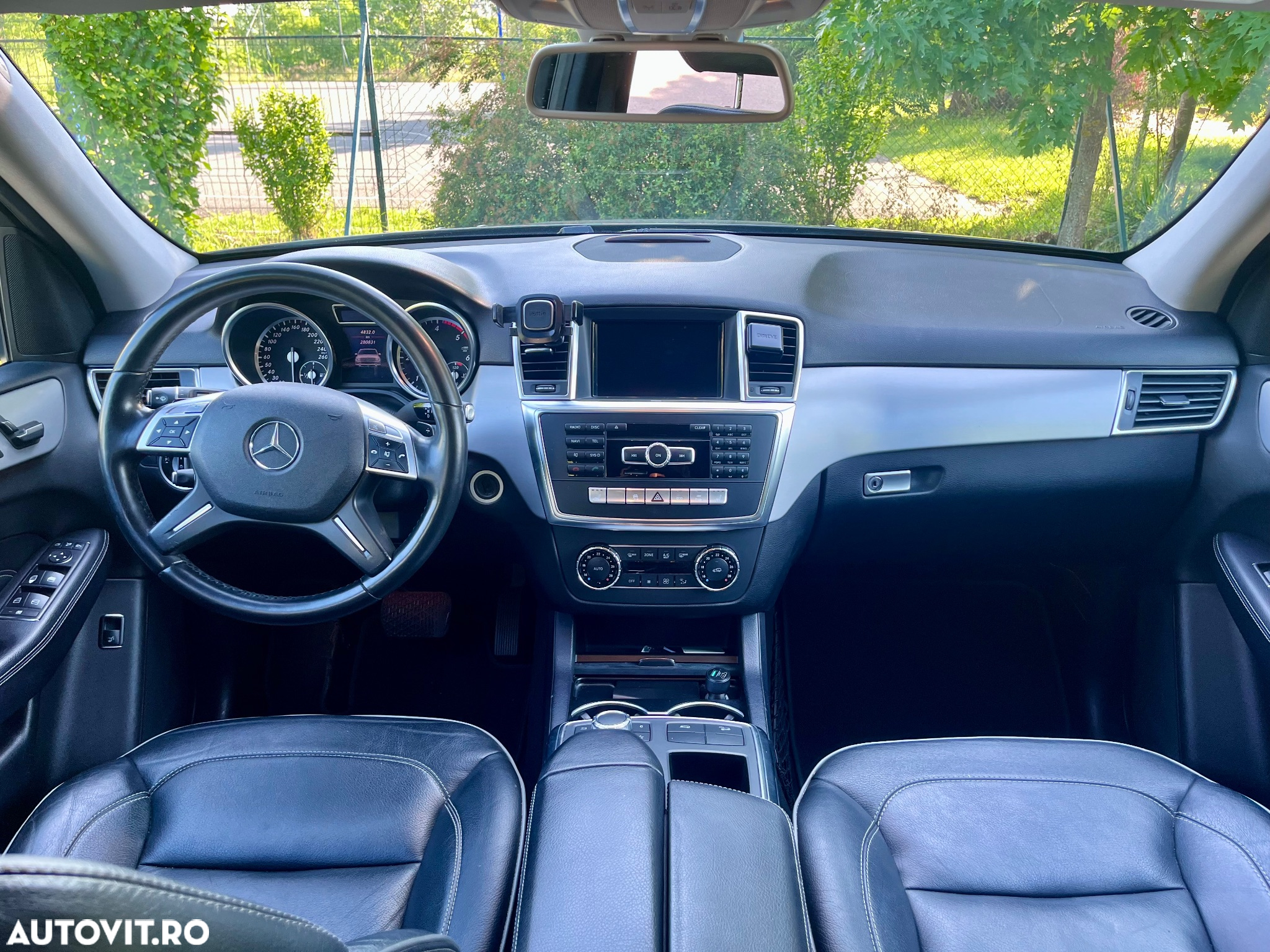Mercedes-Benz ML 350 BlueTEC 4MATIC 7G-TRONIC - 9