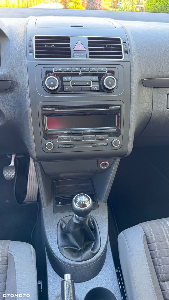 Volkswagen Touran 2.0 TDI DPF Cross Perfectline - 25