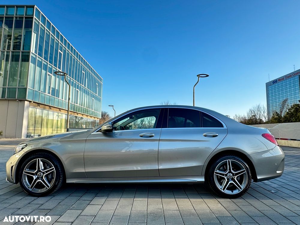 Mercedes-Benz C 200 4Matic 9G-TRONIC AMG Line - 8