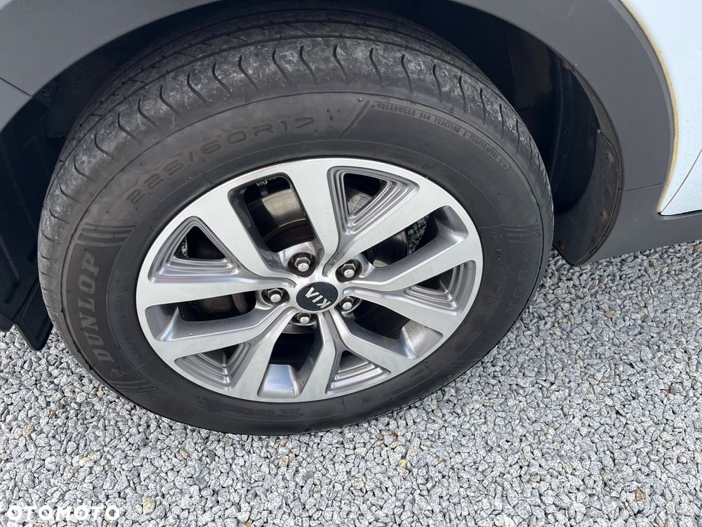 Kia Sportage 2.0 CRDI 4WD Fifa World Cup Edition - 33
