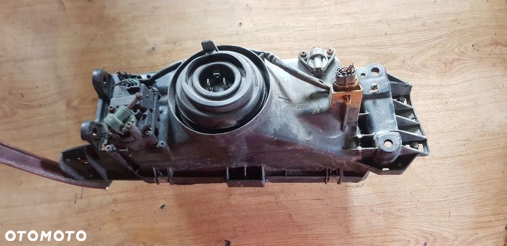 MAZDA 323 IV 3 DRZWI LAMPA PRZÓD LEWA - 3