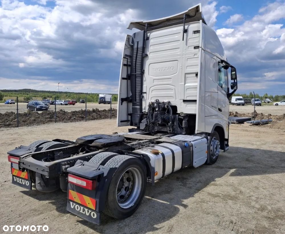 Volvo FH 500 XXL LOW DECK MEGA / TYLKO 616 412 KM PARK COOL / KLIMA POSTOJOWA / NOWY TACHOGRAF GEN2v2 / ORYGINALNY PRZEBIEG / NAJWYŻSZA KABINA XXL / 2 ZBIORNIKI PALIWOWE / CAŁE NA PODUSZCE / 2018 ROK !! - 8