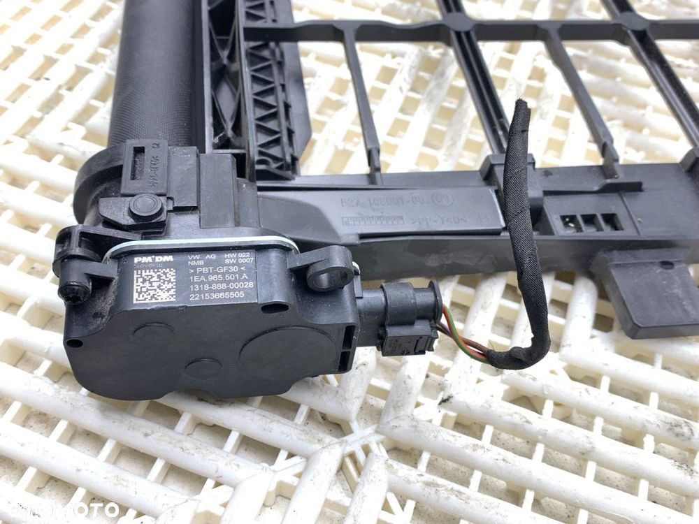 KIEROWNICA POWIETRZA ROLETA ŻALUZJA  VW ID.3 (E11) 2019 - 2022 Pro 150 kW [204 KM] elektryczny 2021 - 3