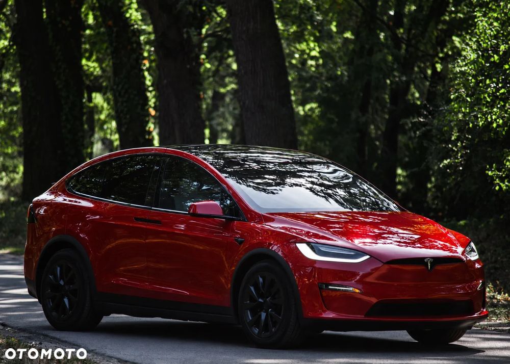 Tesla Model X 2022 photo 2