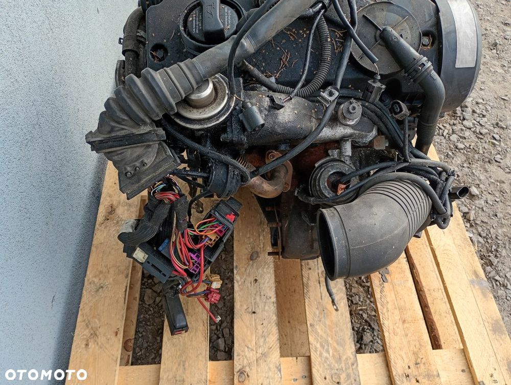 silnik kompletny audi a4 b6 vw passat b5 lift 1.9 tdi awx - 7