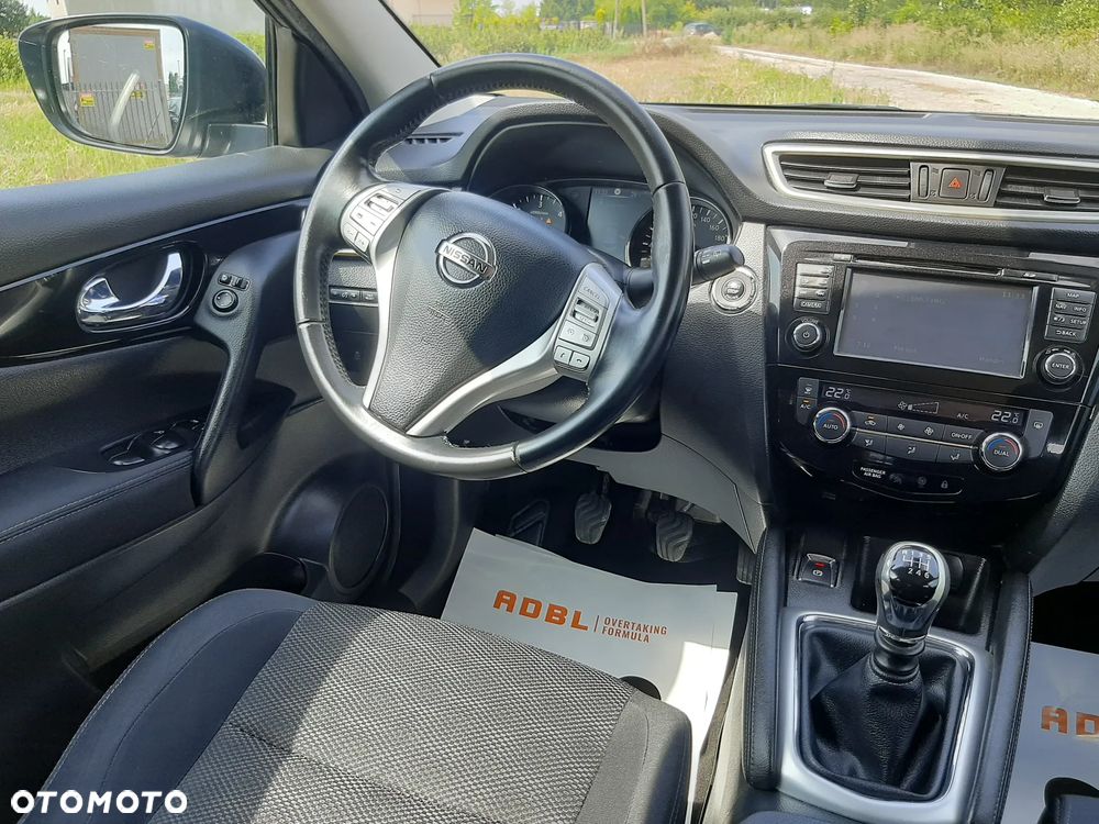 Nissan Qashqai 1.6 DCi Tekna+ - 26