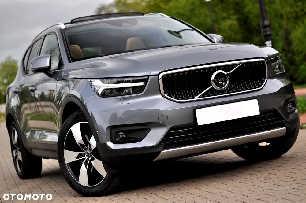 Volvo XC 40 D4 AWD Momentum Pro - 1
