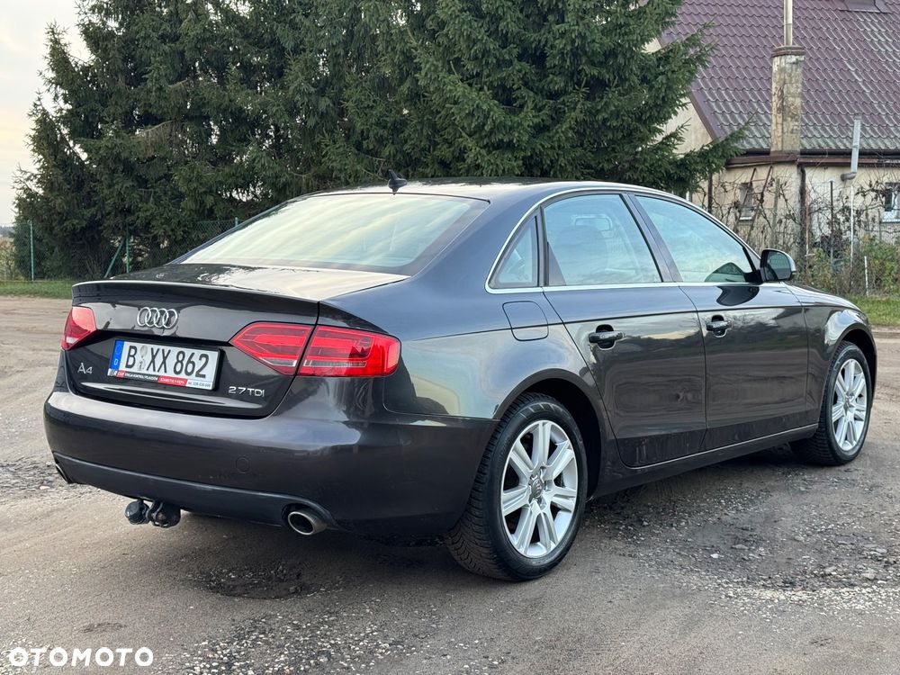 Audi A4 Limousine 2.7 TDI DPF multitronic Ambiente - 8