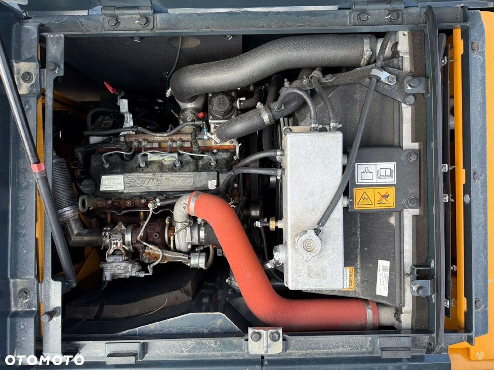 Hyundai HX 140 A L - 18
