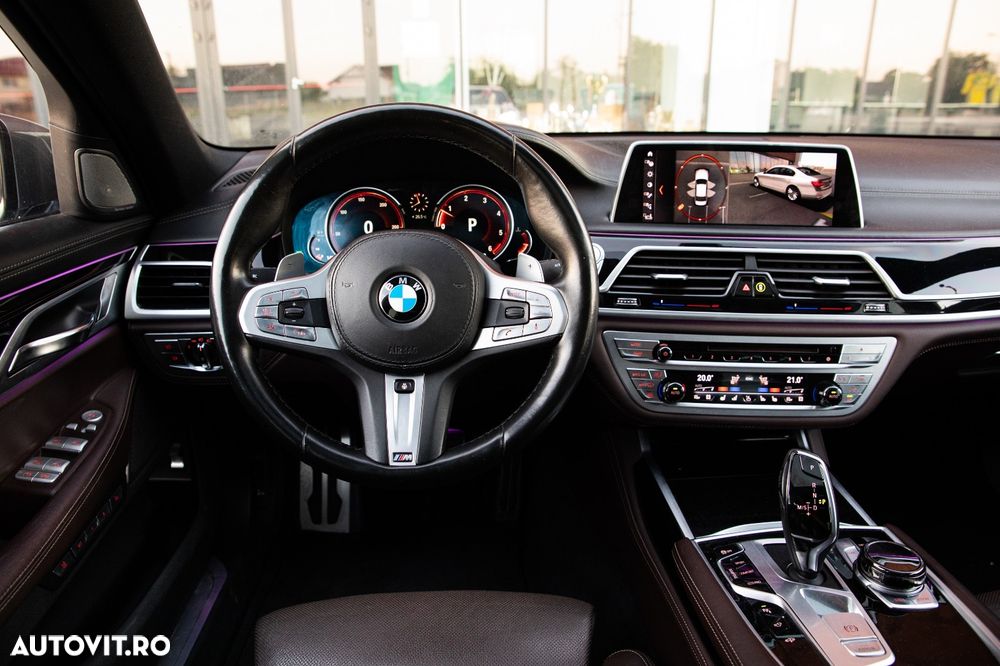 BMW Seria 7 - 8