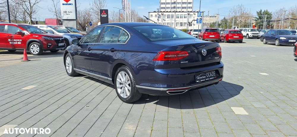 Volkswagen Passat - 6