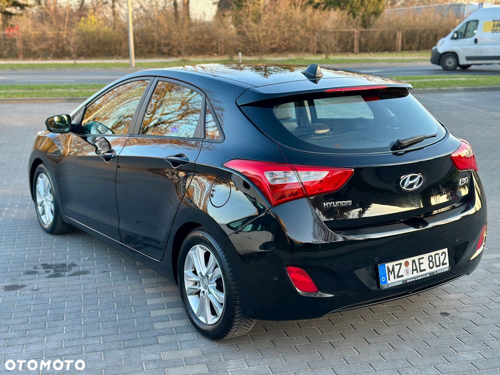 Hyundai i30 1.4 Style - 11