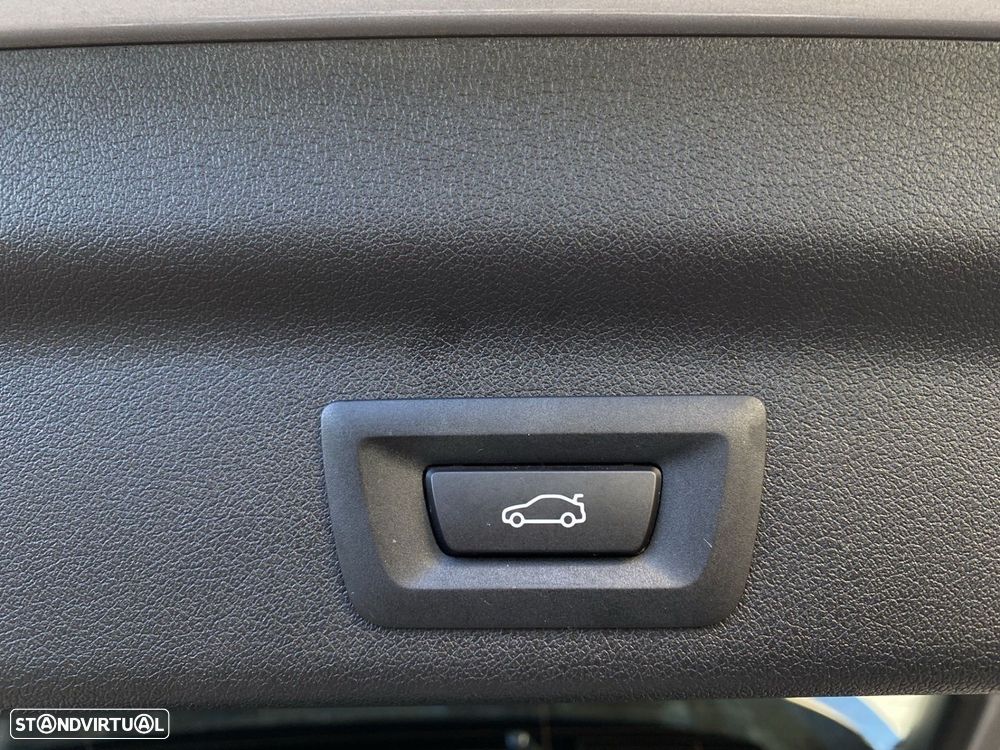 BMW X1 xDrive25e Pack Desportivo M - 19