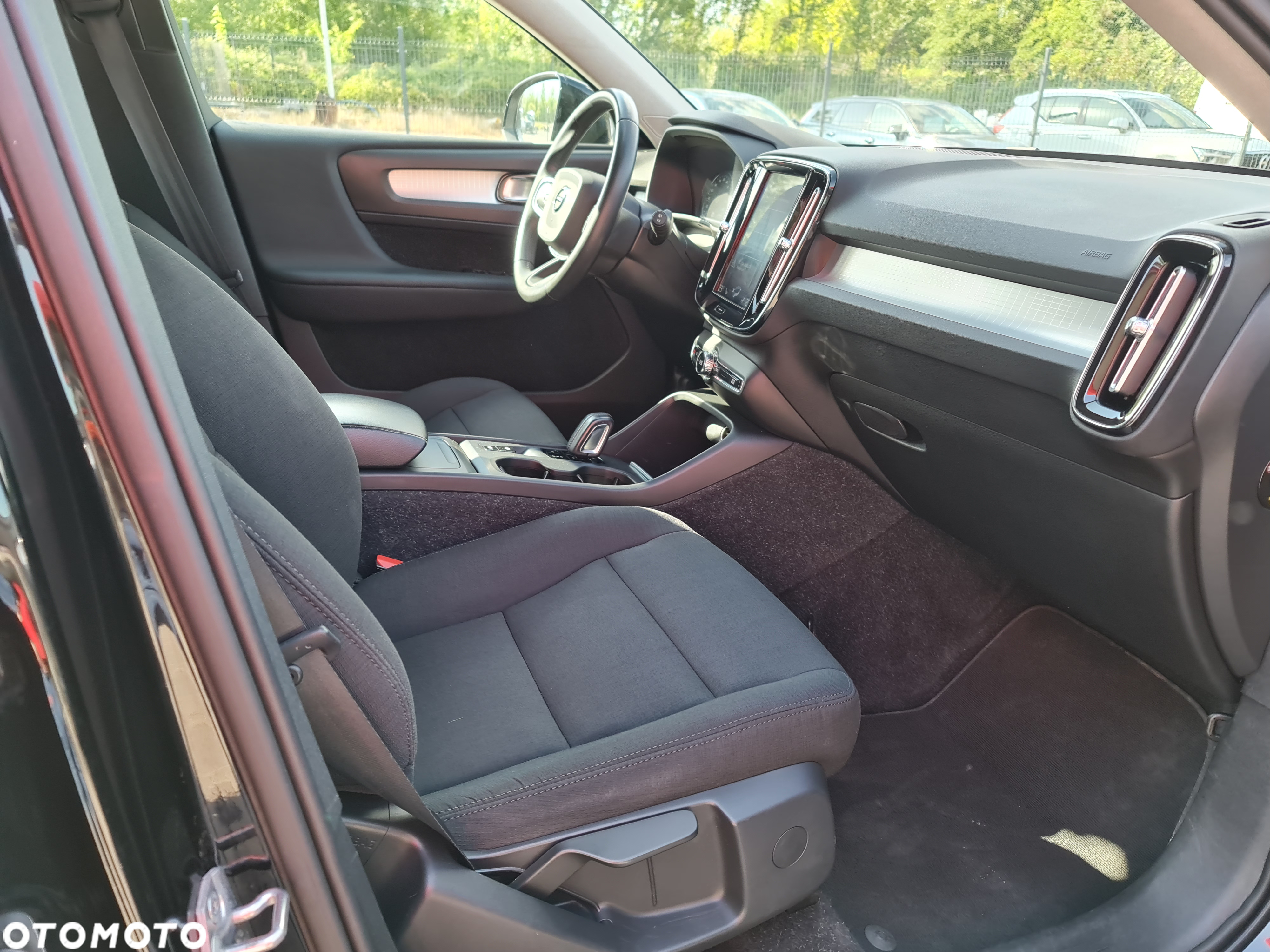 Volvo XC 40 D3 AWD Geartronic Momentum Pro - 15