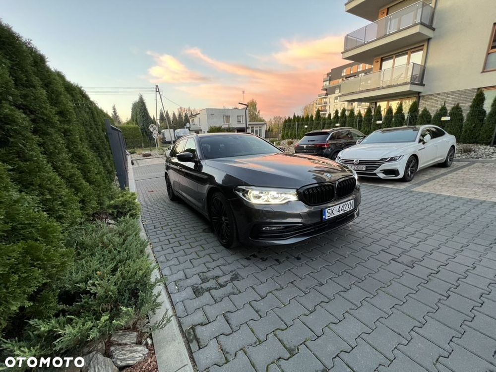 BMW Seria 5 530d xDrive Sport Line sport - 12