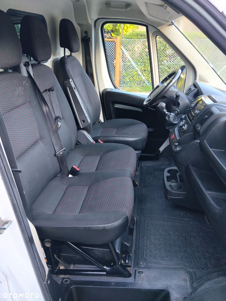 Peugeot Boxer L2H2 klima/Webasto/grzany fotel/hak/serwis ASO - 22