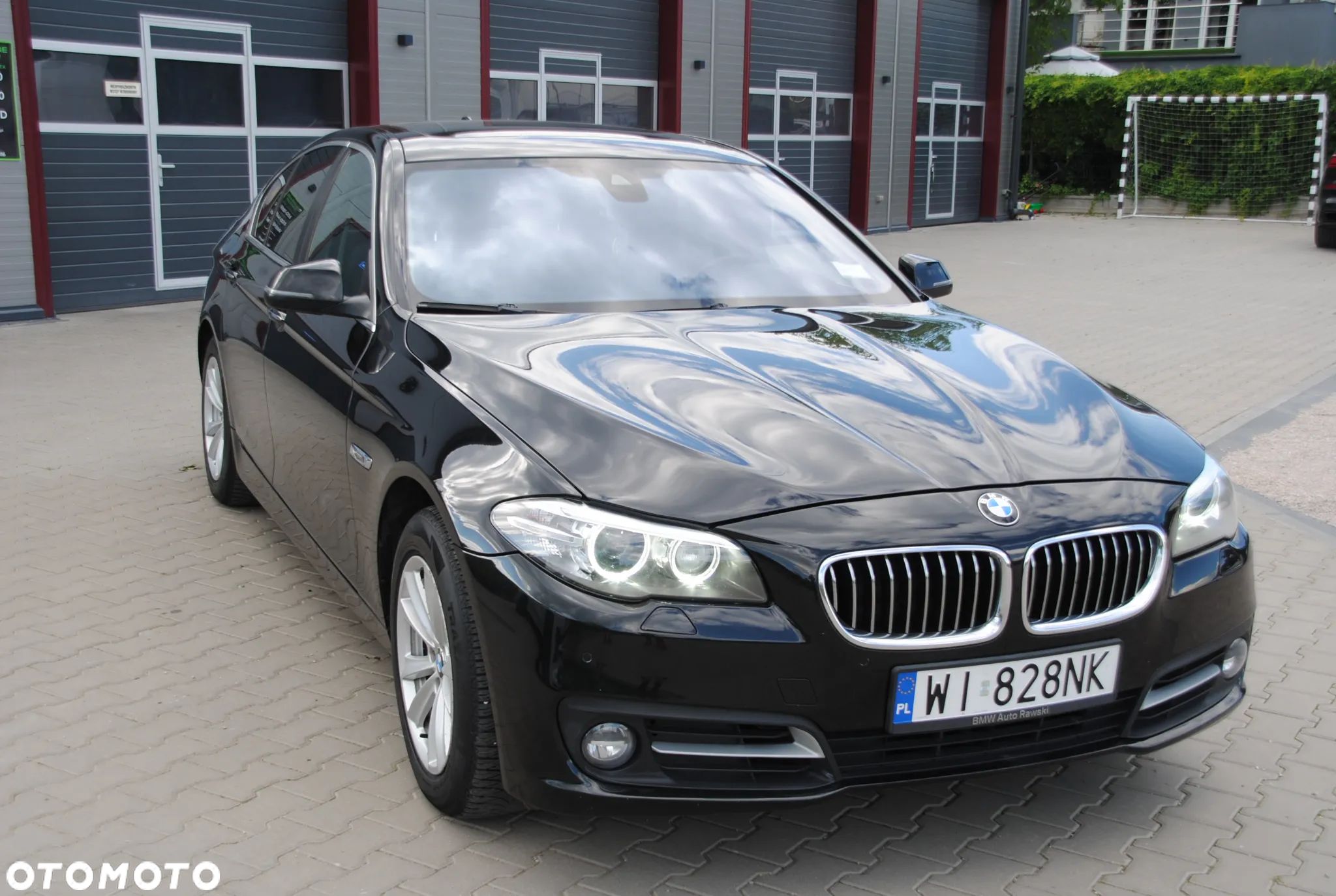 BMW Seria 5 525d xDrive - 1