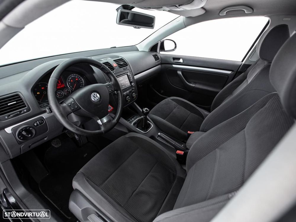 VW Golf Variant - 7