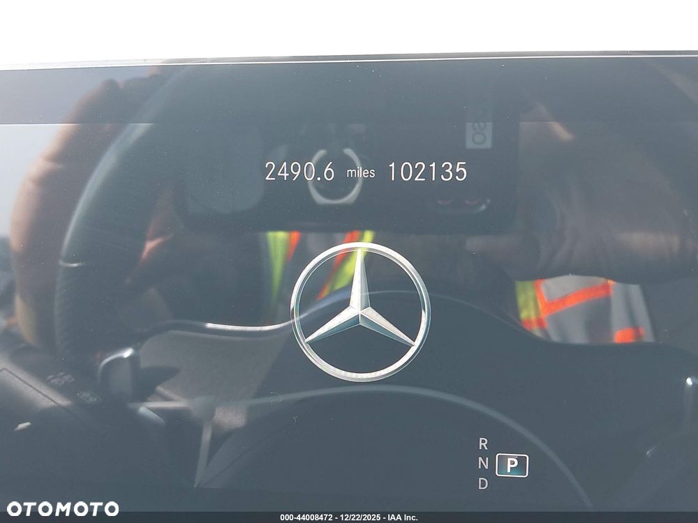 Mercedes-Benz GLB 250 4-Matic AMG Line 8G-DCT - 11