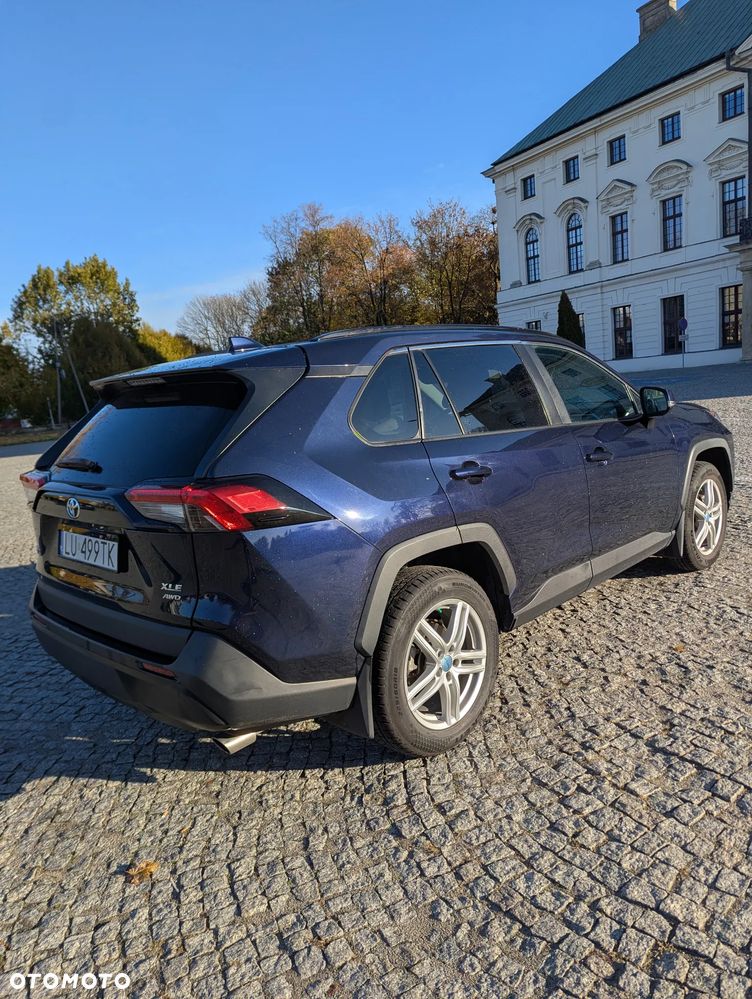 Toyota RAV4 - 5