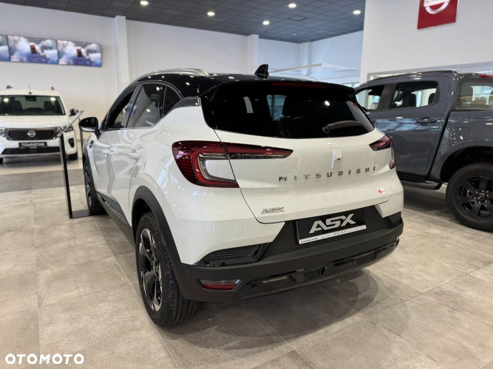 Mitsubishi ASX - 4