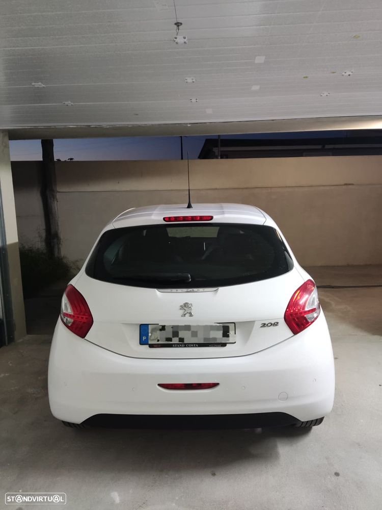 Peugeot 208 PureTech 82 Allure - 14