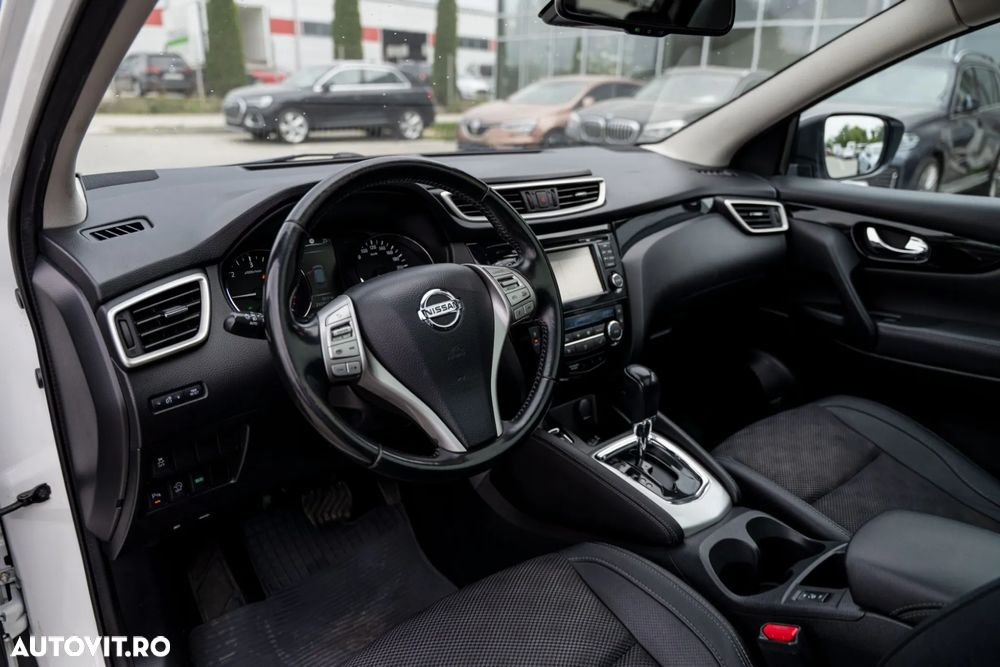 Nissan Qashqai 1.6 DCI Start/Stop X-TRONIC Tekna - 5