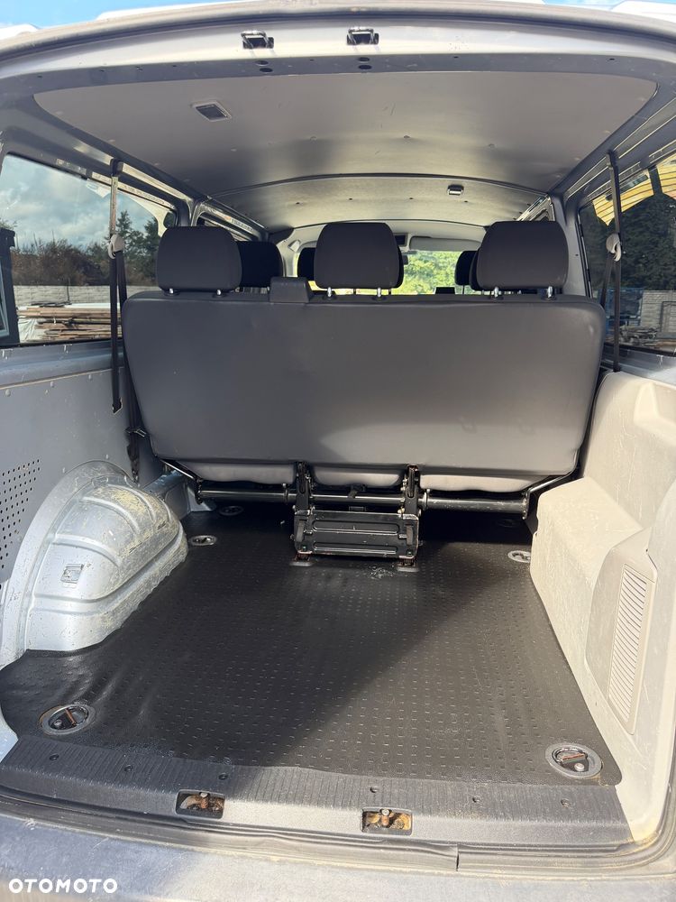 Volkswagen Transporter L2H2 - 9