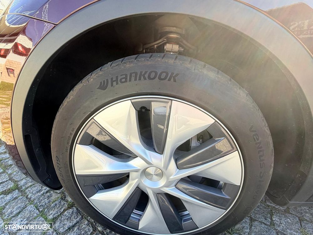 Tesla Model Y RWD - 16