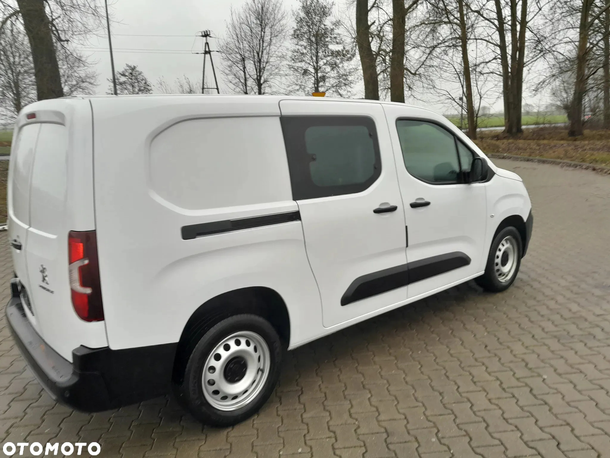 Peugeot Partner 1.5 BlueHDi 100 L2 EHZ Doppelkabine - 2