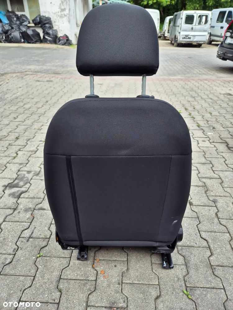 FOTEL PRAWY PASAŻERA OPEL COMBO D FIAT DOBLO 3 III 10-20r. - 7