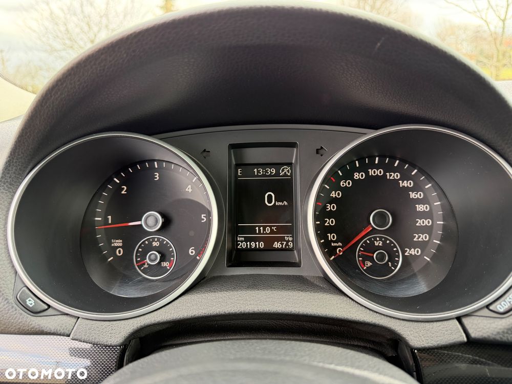 Volkswagen Golf 1.6 TDI DPF Comfortline - 9
