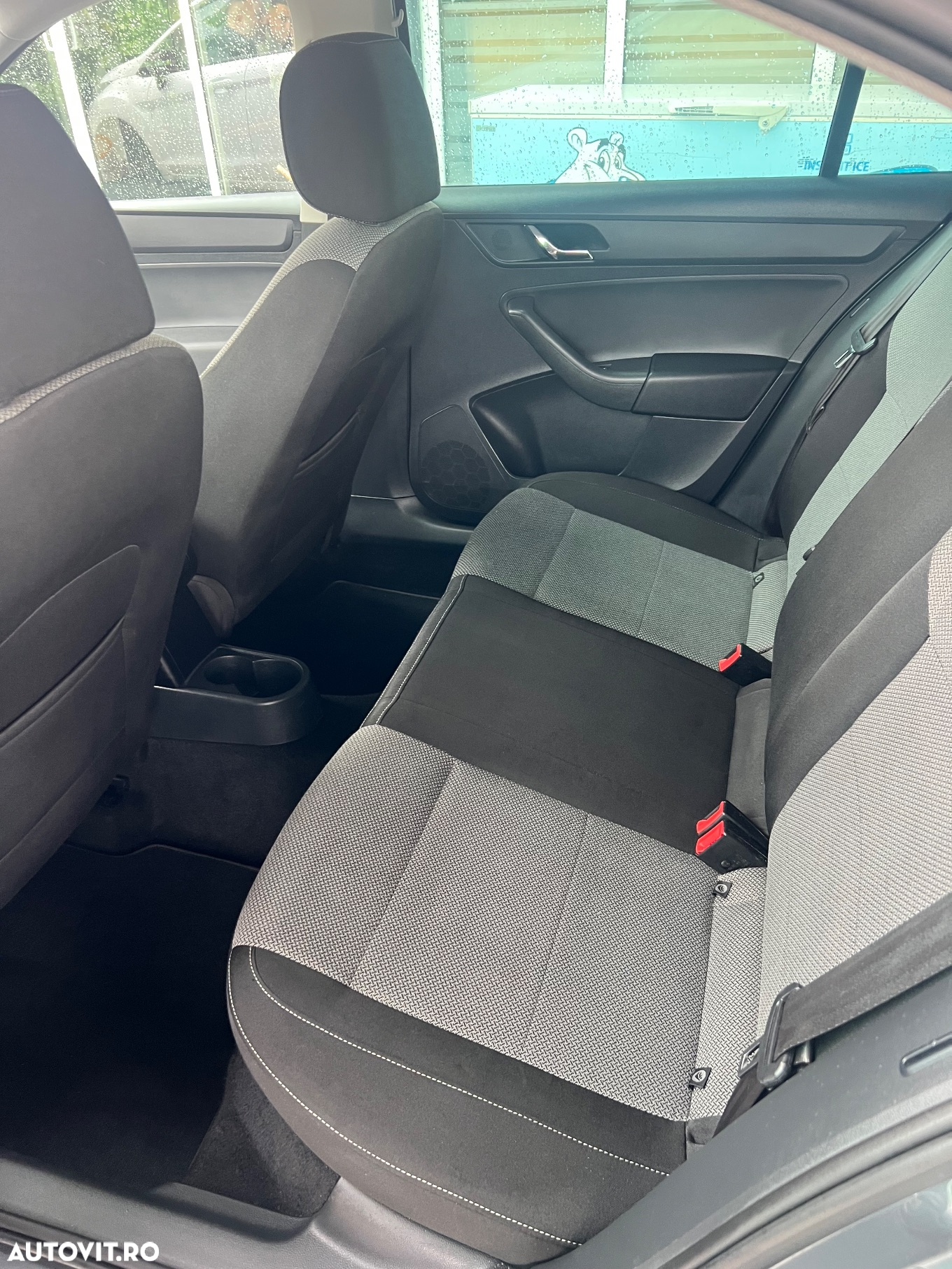 Skoda RAPID 1.6 TDI Elegance - 19