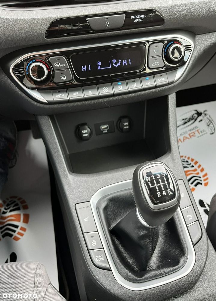 Hyundai i30 - 17