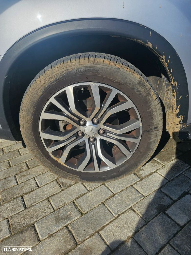 Mitsubishi ASX 1.6 DI-D 4WD MGN - 17