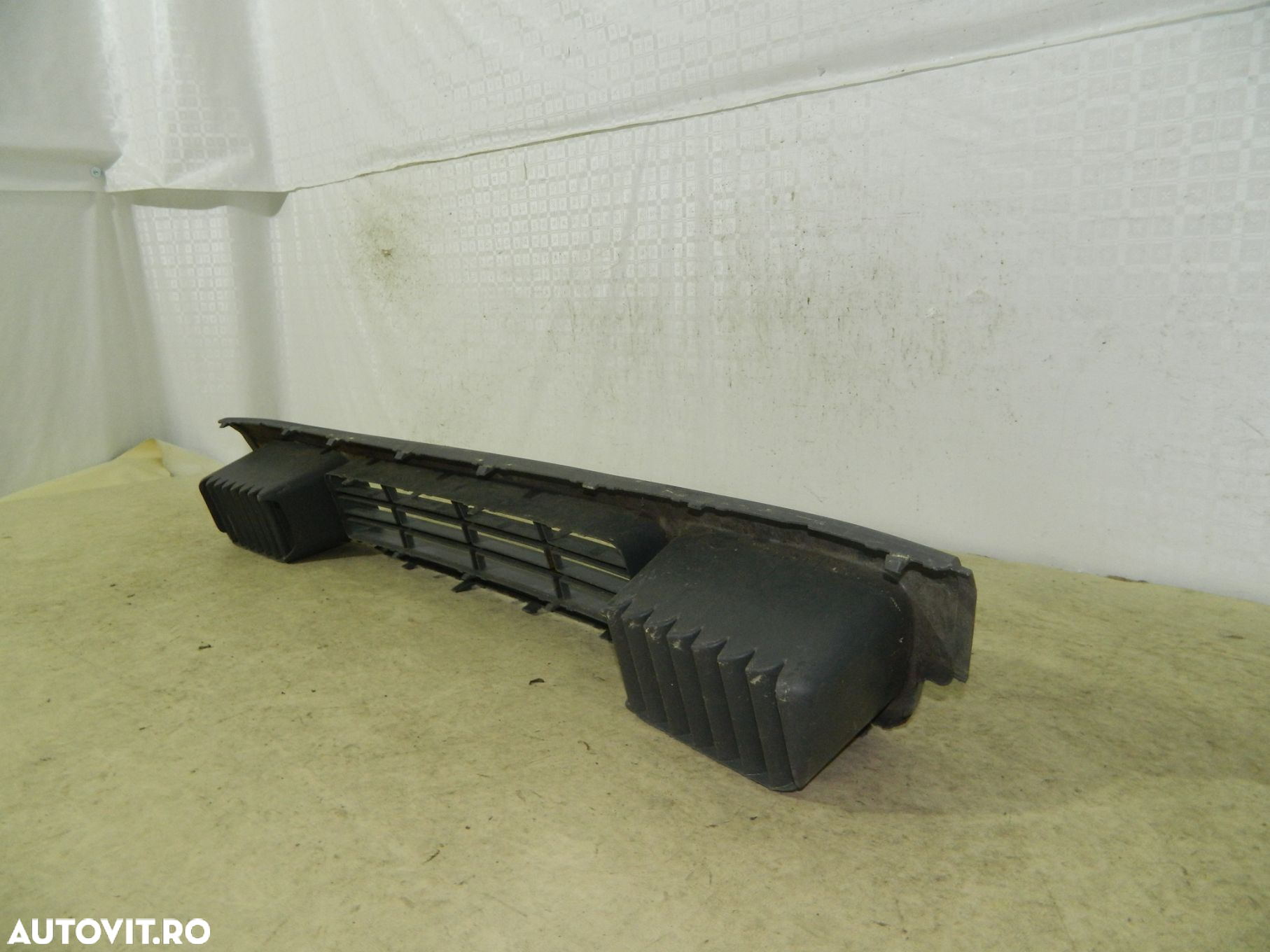 Grila inferioara bara fata, VW Transporter T5, 03-09, 7H0807719 - 5