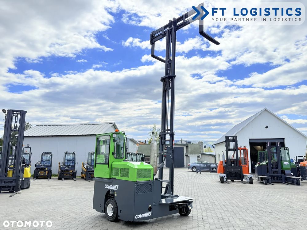 Combilift WÓZEK CZTEROKIERUNKOWY - WIELOKIERUNKOWY - SPRZEDAŻ - WYNAJEM | COMBILIFT C3000 | DIESEL | TRIPLEX 5952MM | SZEROKI POZYCJONER WIDEŁ 2700MM | WOLNY SKOK | STAN IDEALNY | Szeroka oferta wózków czterokierunkowych i bocznych, dopasowanych do różnorodnych potrzeb i zastosowań - 35