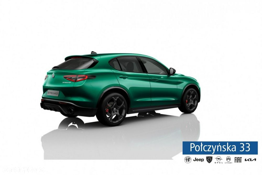 Alfa Romeo Stelvio - 2
