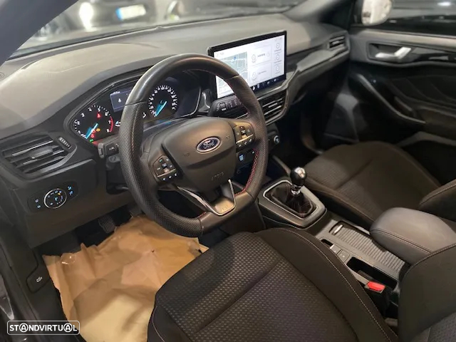 Ford Focus 1.0 EcoBoost MHEV ST-Line - 8