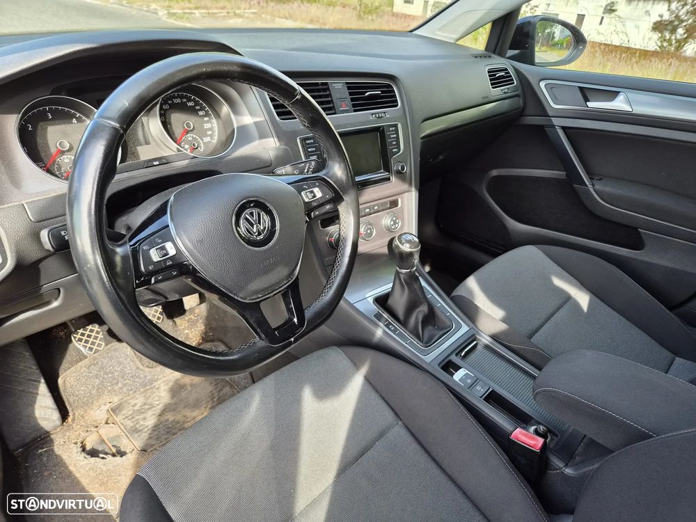 VW Golf 1.6 TDi Trendline - 10