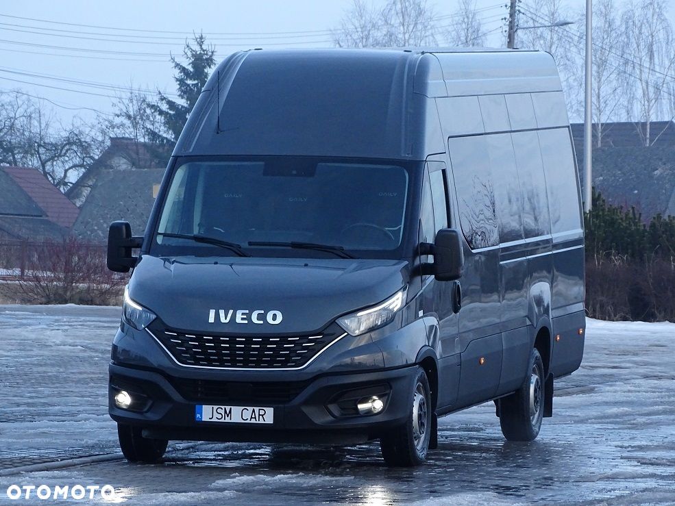 Iveco Daily L4H3 35S18 3.0 180 Hi-MATIC Brygadówka DOKA 7 Osób BRUTTO!! UNIKAT!! JEDYNY TAKI!! JAK NOWY!! - 1