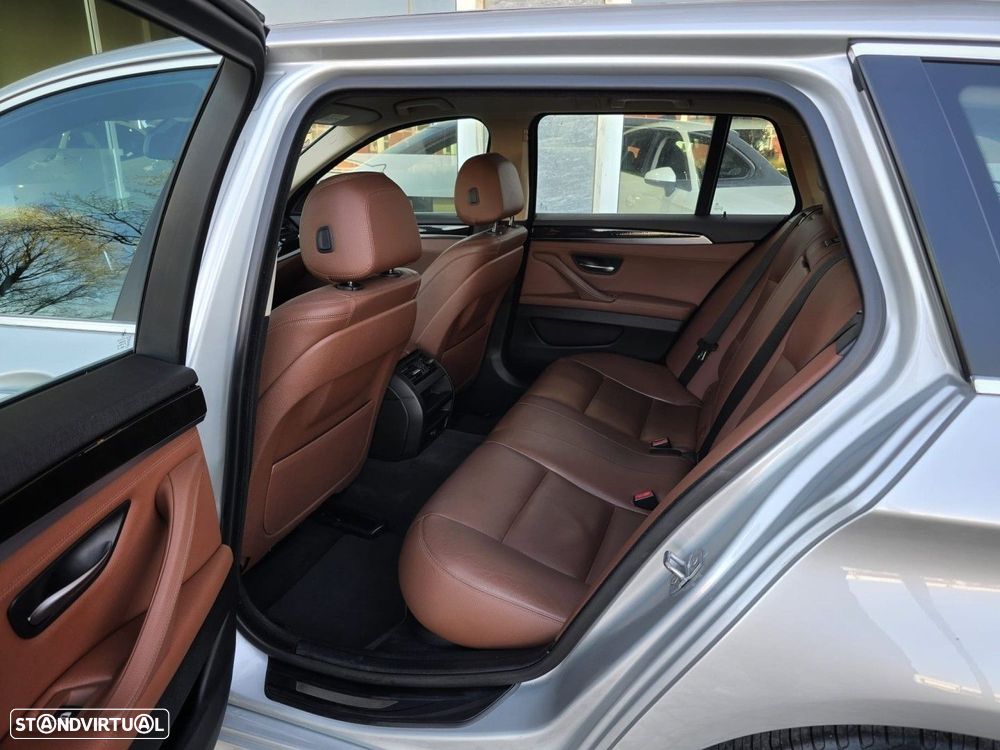 BMW 520 d Line Luxury Auto - 25