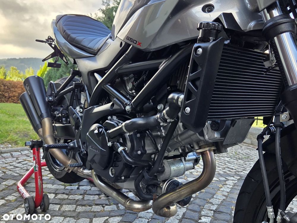 Suzuki SV - 29