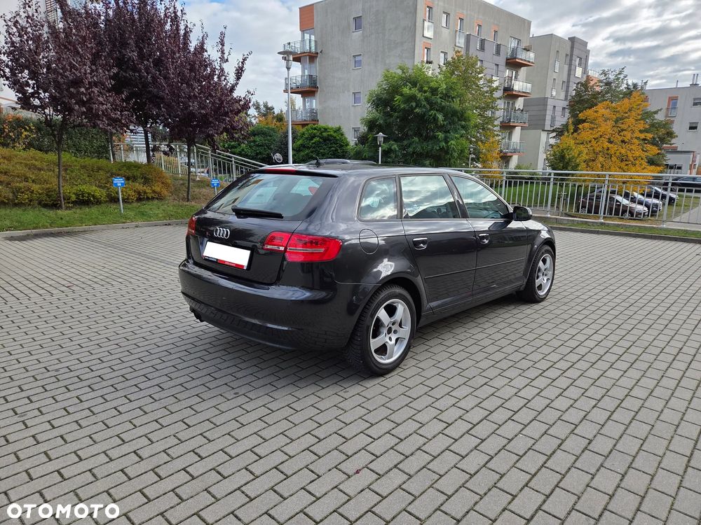 Audi A3 Sportback - 5