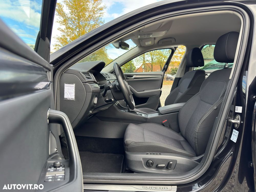 Skoda Superb 2.0 TDI DSG Premium Edition - 34