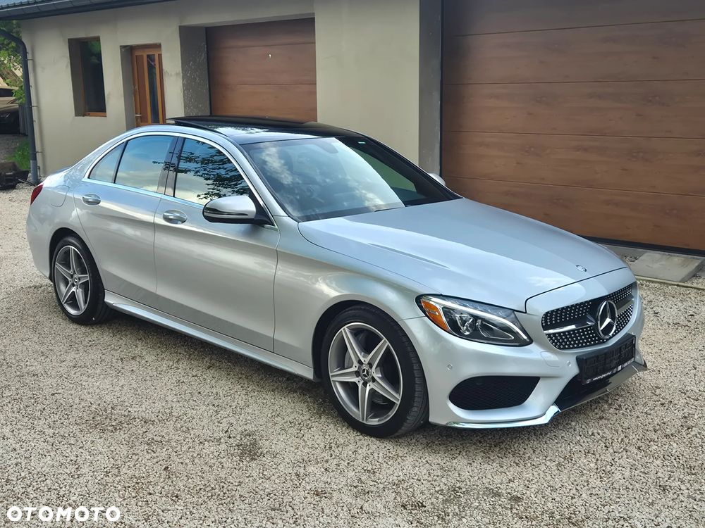 Mercedes-Benz Klasa C 300 7G-TRONIC AMG Line - 24