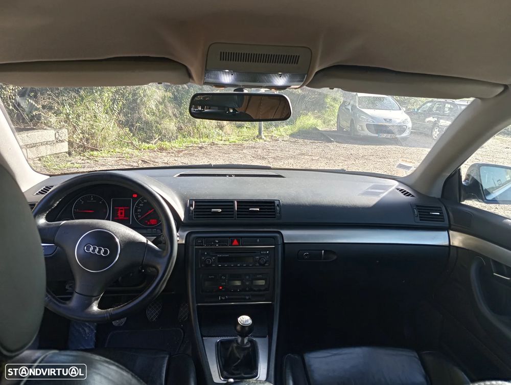 Audi A4 Avant 1.9 TDI m6 - 14