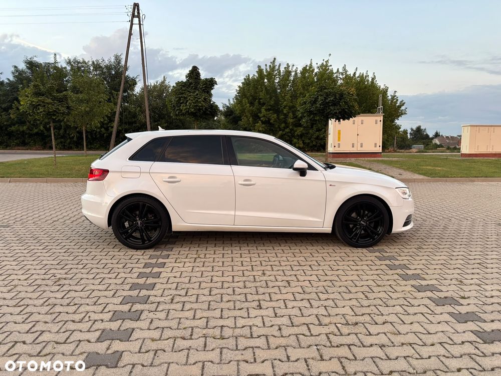 Audi A3 Sportback 2.0 TDI S line Sportpaket - 3
