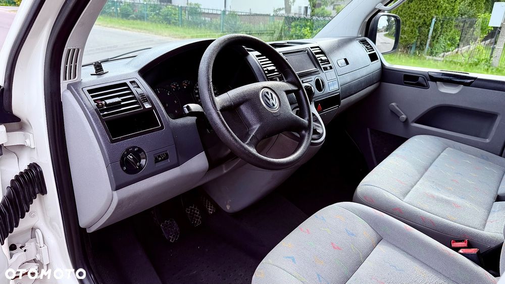 Volkswagen TRANSPORTER T5 1.9TDI - 6